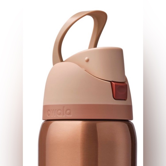 Special Edition Holiday Owala 32oz
Stainless Steel FreeSip Water Bottle - Picture 5 of 10